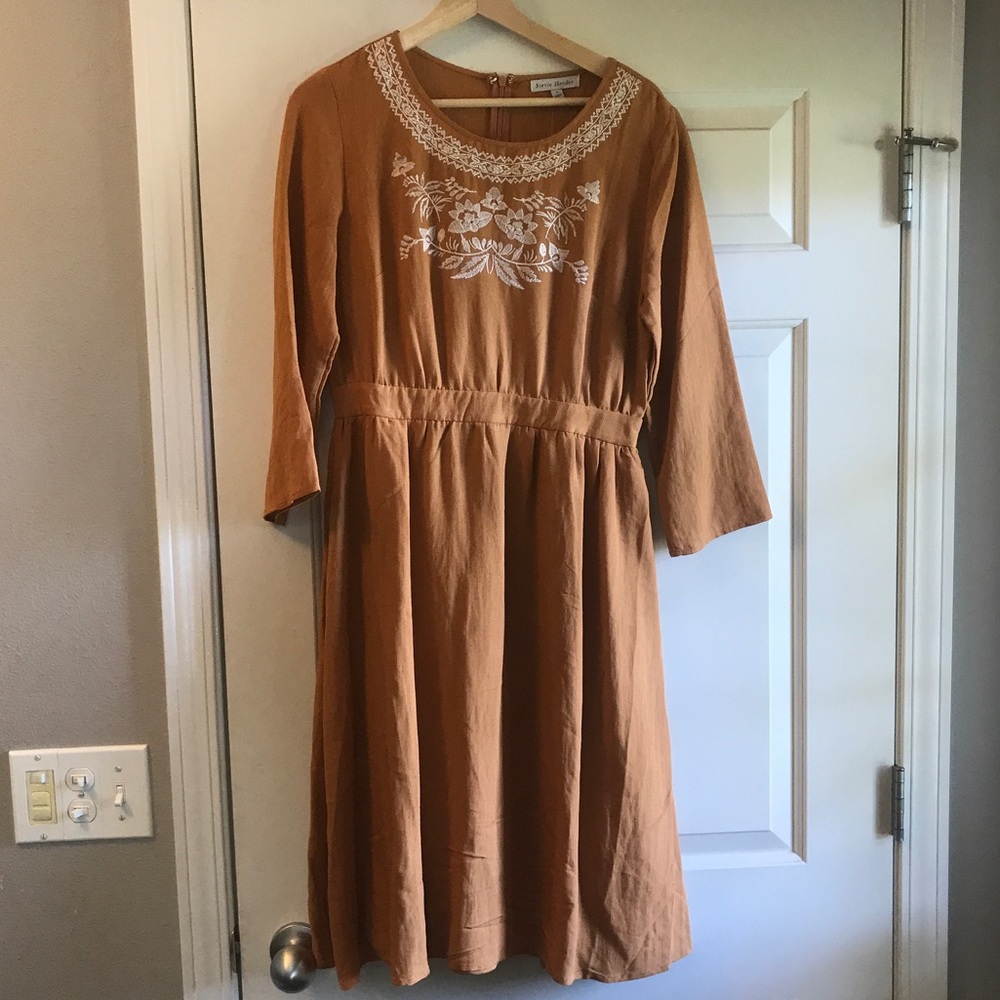 ❗️Stevie Hender ❗️ Caroline Embroidered Dress